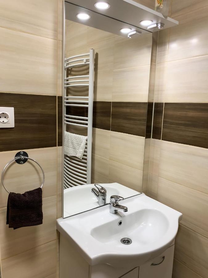 Aranykorona Apartmanhaz Miskolc Extérieur photo